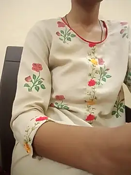 Snapshot of Kumkum_36 chatting on September 30, 2025, 4:39 am Kumkum 36 online show from September 30, 2025, 4:39 am