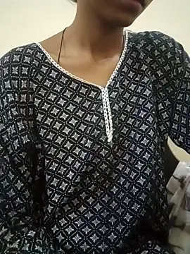 Snapshot of Kumkum_36 chatting on October 22, 2025, 4:46 am Kumkum 36 online show from October 22, 2025, 4:46 am