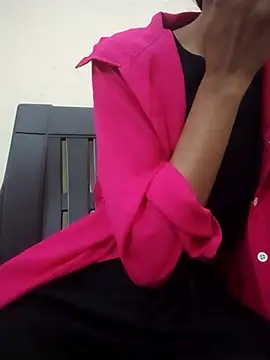 Snapshot of Kumkum_36 chatting on October 29, 2025, 4:48 am Kumkum 36 online show from October 29, 2025, 4:48 am