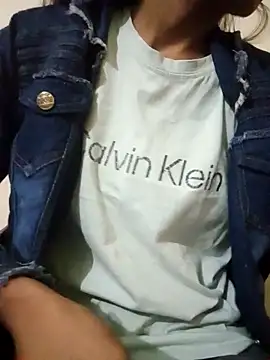 Snapshot of Kumkum_36 chatting on November 17, 2025, 4:51 am Kumkum 36 online show from November 17, 2025, 4:51 am