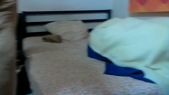 Snapshot of jamietbackcockslut chatting on March 21, 2025, 4:29 pm jamietbackcockslut online show from March 21, 2025, 4:29 pm