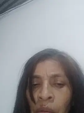 Snapshot of soltrinidad chatting on May 26, 2026, 11:45 pm soltrinidad online show from May 26, 2026, 11:45 pm