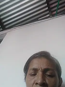 Snapshot of soltrinidad chatting on June 1, 2026, 6:42 pm soltrinidad online show from June 1, 2026, 6:42 pm
