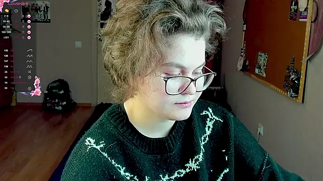 Sashy Way online show from December 14, 2024, 10:07 pm