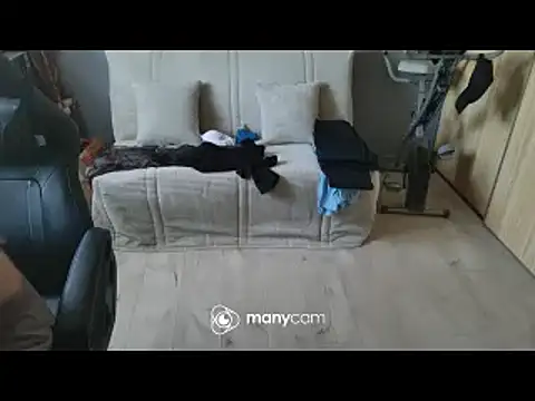 lolacharlyxh online show from January 29, 2025, 1:17 pm