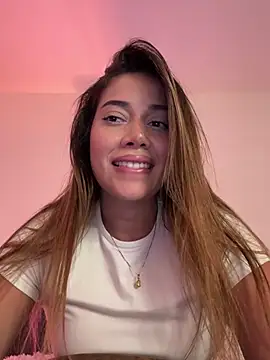 Snapshot of Condes_carmen chatting on January 12, 2025, 7:11 am Condes carmen online show from January 12, 2025, 7:11 am