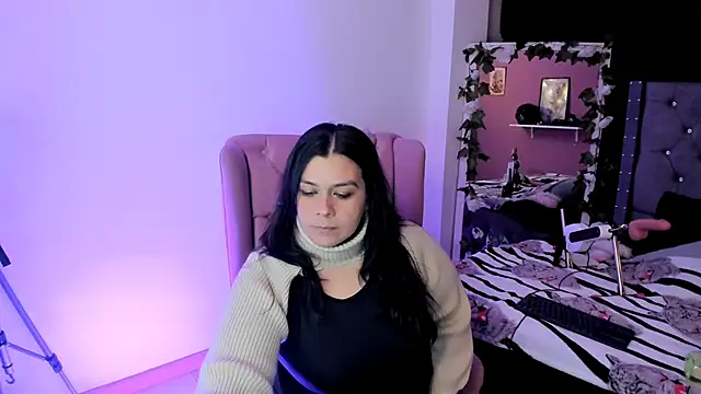 martina foxy  online show from February 15, 2025, 11:28 am