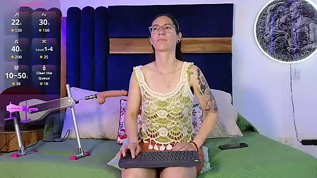 Andromeda-jade online show from February 5, 2026, 3:44 am