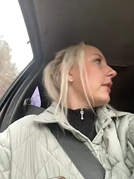 MerlinDave online show from October 22, 2025, 2:12 am