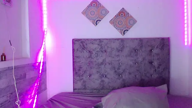 Cuckold lover69 online show from June 25, 2026, 3:28 am