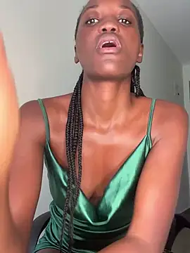 Fanclubbbbb online show from September 10, 2025, 7:41 am