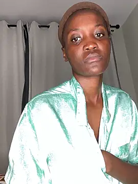 Fanclubbbbb online show from November 12, 2025, 12:11 am