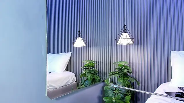 MaluDiaz online show from November 15, 2025, 5:20 pm