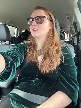 Snapshot of GingerSnap33 chatting on February 1, 2025, 11:06 pm GingerSnap33 online show from February 1, 2025, 11:06 pm