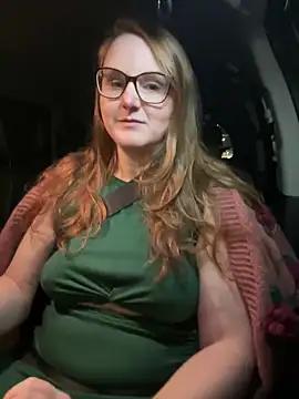 Snapshot of GingerSnap33 chatting on March 1, 2025, 8:34 am GingerSnap33 online show from March 1, 2025, 8:34 am