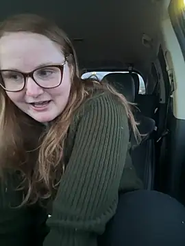 Snapshot of GingerSnap33 chatting on March 14, 2025, 2:20 am GingerSnap33 online show from March 14, 2025, 2:20 am