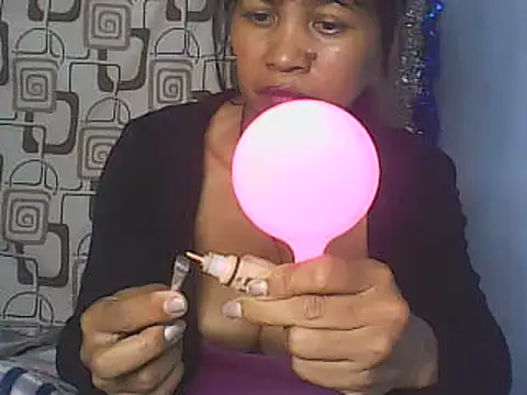 Snapshot of nene_belle chatting on March 24, 2026, 6:07 am nene belle online show from March 24, 2026, 6:07 am