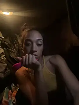 starrynikki online show from February 4, 2025, 5:31 am