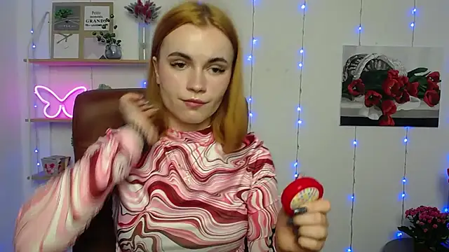 Snapshot of MargaritaKiss chatting on March 9, 2025, 7:59 pm MargaritaKiss online show from March 9, 2025, 7:59 pm