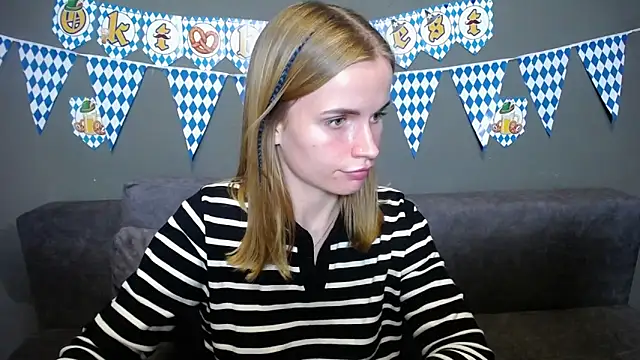 Snapshot of MargaritaKiss chatting on September 29, 2025, 7:19 pm MargaritaKiss online show from September 29, 2025, 7:19 pm