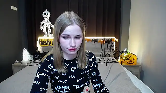 Snapshot of MargaritaKiss chatting on October 22, 2025, 6:51 pm MargaritaKiss online show from October 22, 2025, 6:51 pm