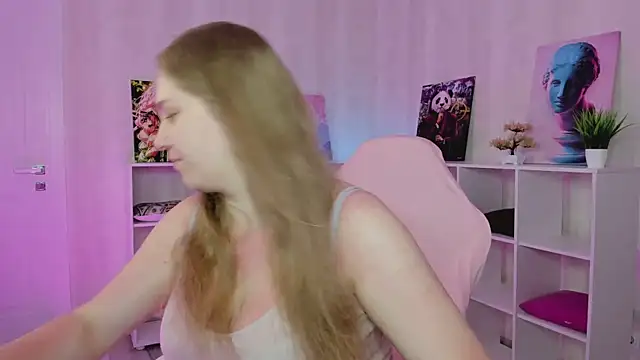 Megan Violer online show from July 7, 2026, 5:17 pm