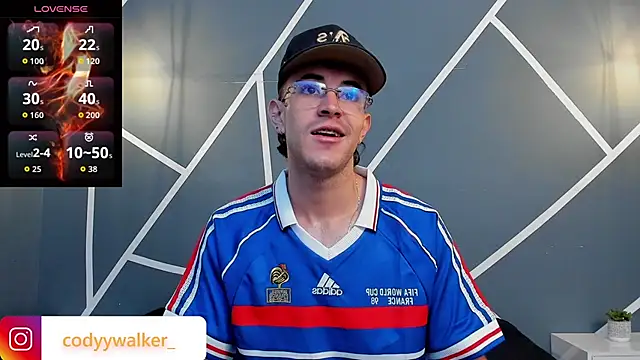Snapshot of CodyWalkerR chatting on April 24, 2026, 11:18 pm CodyWalkerR online show from April 24, 2026, 11:18 pm