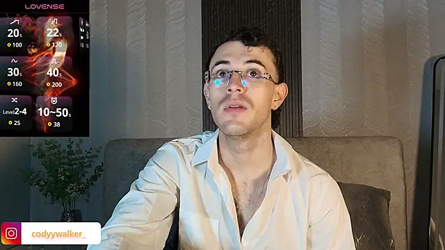 Snapshot of CodyWalkerR chatting on May 17, 2026, 4:25 pm CodyWalkerR online show from May 17, 2026, 4:25 pm