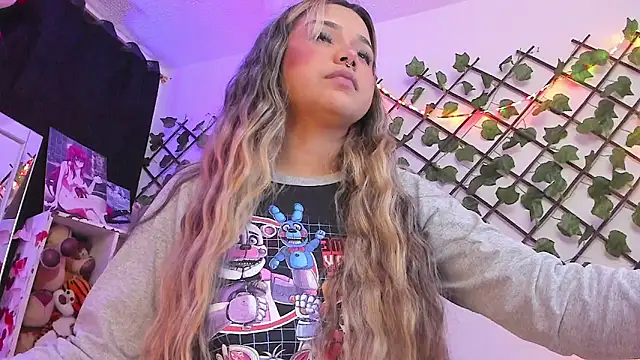 Snapshot of Pucaa_ chatting on March 1, 2025, 12:50 am Pucaa online show from March 1, 2025, 12:50 am