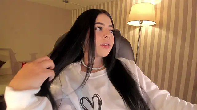 Maaiitee online show from November 24, 2025, 1:44 pm