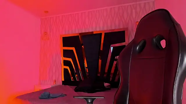 Liam Kleiin online show from November 25, 2025, 11:21 am