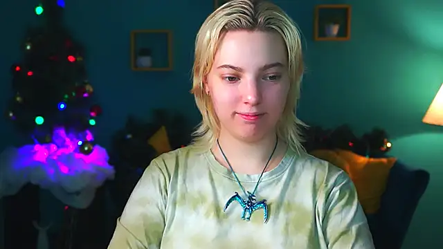 Snapshot of RocKStone_ chatting on January 10, 2025, 4:12 am RocKStone online show from January 10, 2025, 4:12 am