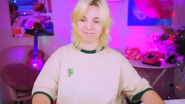 Snapshot of RocKStone_ chatting on January 15, 2025, 4:15 am RocKStone online show from January 15, 2025, 4:15 am