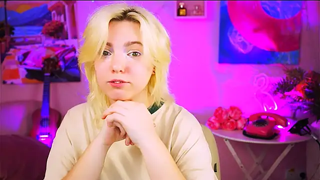 Snapshot of RocKStone_ chatting on January 15, 2025, 7:15 am RocKStone online show from January 15, 2025, 7:15 am