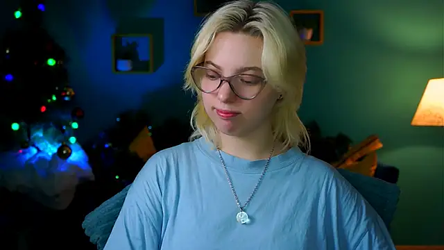 Snapshot of RocKStone_ chatting on January 16, 2025, 4:28 am RocKStone online show from January 16, 2025, 4:28 am