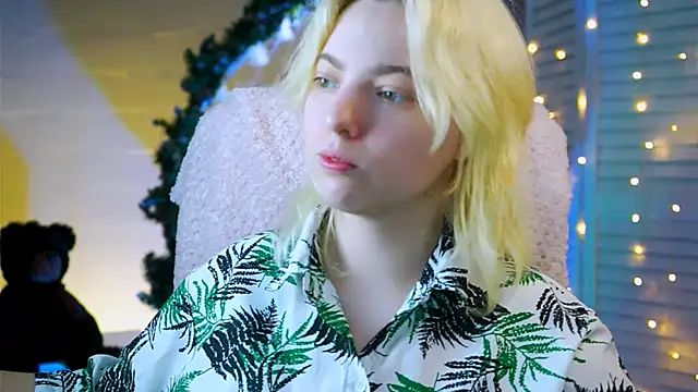 Snapshot of RocKStone_ chatting on January 18, 2025, 4:15 am RocKStone online show from January 18, 2025, 4:15 am