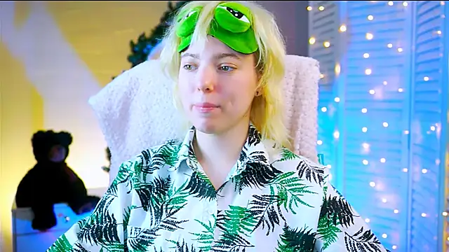 Snapshot of RocKStone_ chatting on January 18, 2025, 7:17 am RocKStone online show from January 18, 2025, 7:17 am