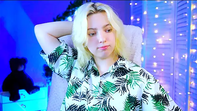 Snapshot of RocKStone_ chatting on January 18, 2025, 10:28 am RocKStone online show from January 18, 2025, 10:28 am