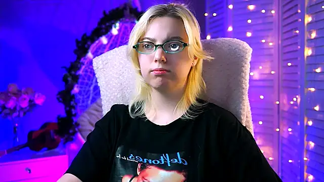 Snapshot of RocKStone_ chatting on January 21, 2025, 7:26 am RocKStone online show from January 21, 2025, 7:26 am