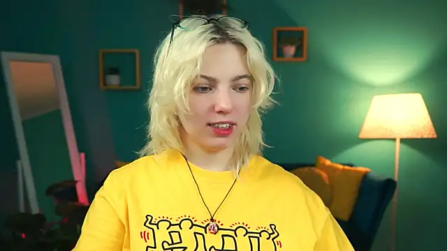 Snapshot of RocKStone_ chatting on January 27, 2025, 4:20 am RocKStone online show from January 27, 2025, 4:20 am