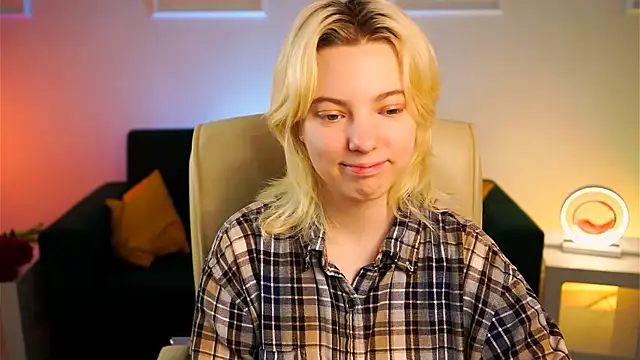 Snapshot of RocKStone_ chatting on February 7, 2025, 8:11 am RocKStone online show from February 7, 2025, 8:11 am