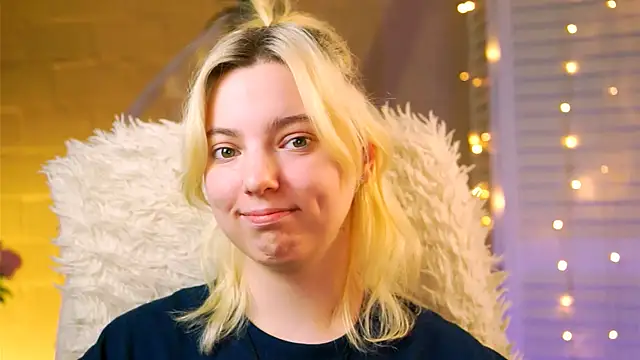 Snapshot of RocKStone_ chatting on February 8, 2025, 11:12 am RocKStone online show from February 8, 2025, 11:12 am