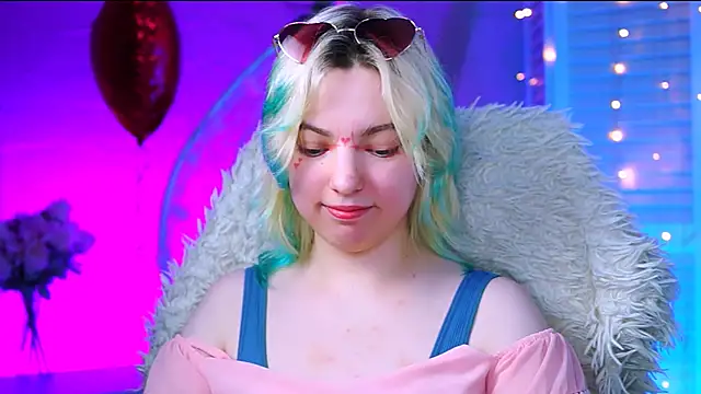 Snapshot of RocKStone_ chatting on February 14, 2025, 7:17 am RocKStone online show from February 14, 2025, 7:17 am