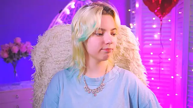 Snapshot of RocKStone_ chatting on February 22, 2025, 10:29 am RocKStone online show from February 22, 2025, 10:29 am