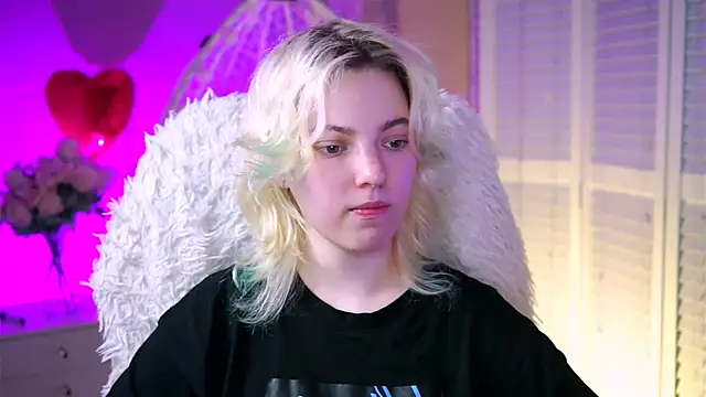 Snapshot of RocKStone_ chatting on March 7, 2025, 4:13 am RocKStone online show from March 7, 2025, 4:13 am