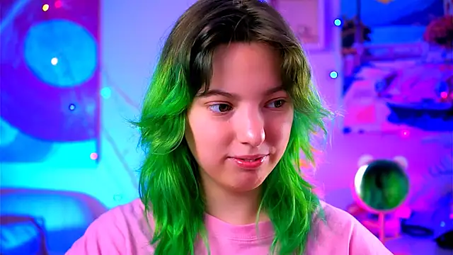 Snapshot of RocKStone_ chatting on September 30, 2025, 8:19 am RocKStone online show from September 30, 2025, 8:19 am