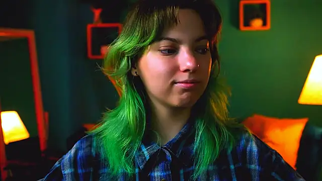 Snapshot of RocKStone_ chatting on October 9, 2025, 8:23 am RocKStone online show from October 9, 2025, 8:23 am