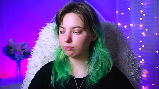 Snapshot of RocKStone_ chatting on October 11, 2025, 4:33 am RocKStone online show from October 11, 2025, 4:33 am