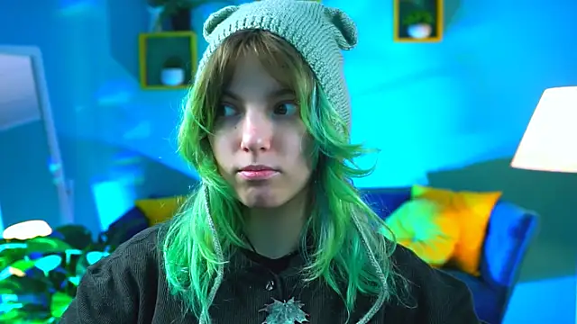 Snapshot of RocKStone_ chatting on October 14, 2025, 4:35 am RocKStone online show from October 14, 2025, 4:35 am