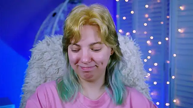 Snapshot of RocKStone_ chatting on November 7, 2025, 4:34 am RocKStone online show from November 7, 2025, 4:34 am